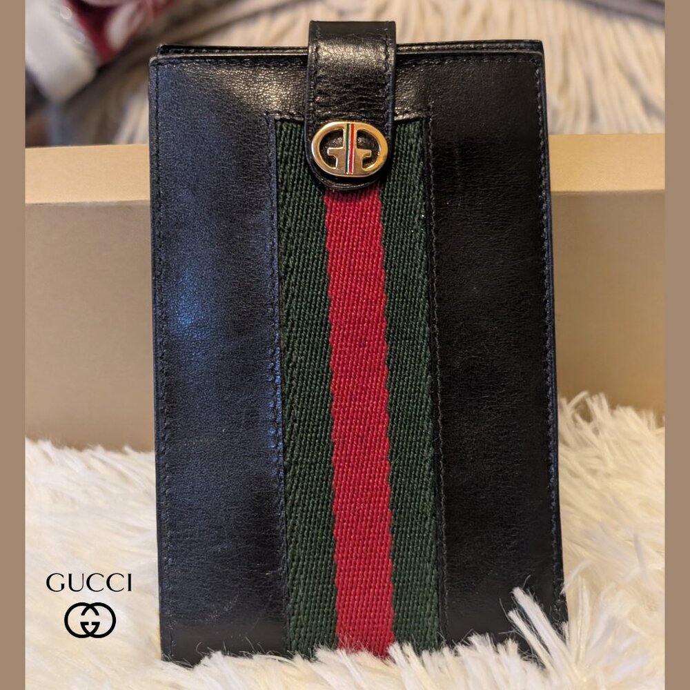 Vintage Gucci Black Leather Wallet with Red and Green Web Stripe